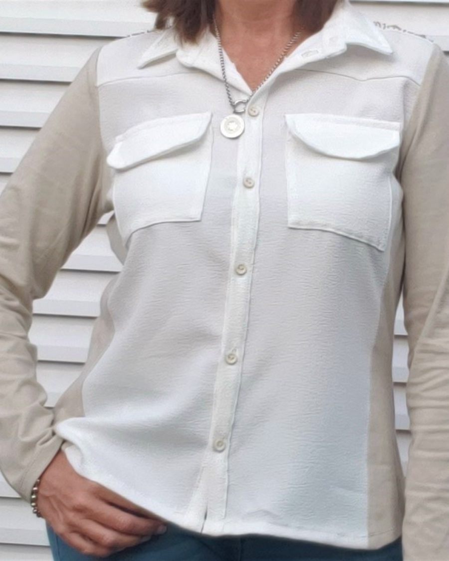 Camisa combinada en blanco y beige