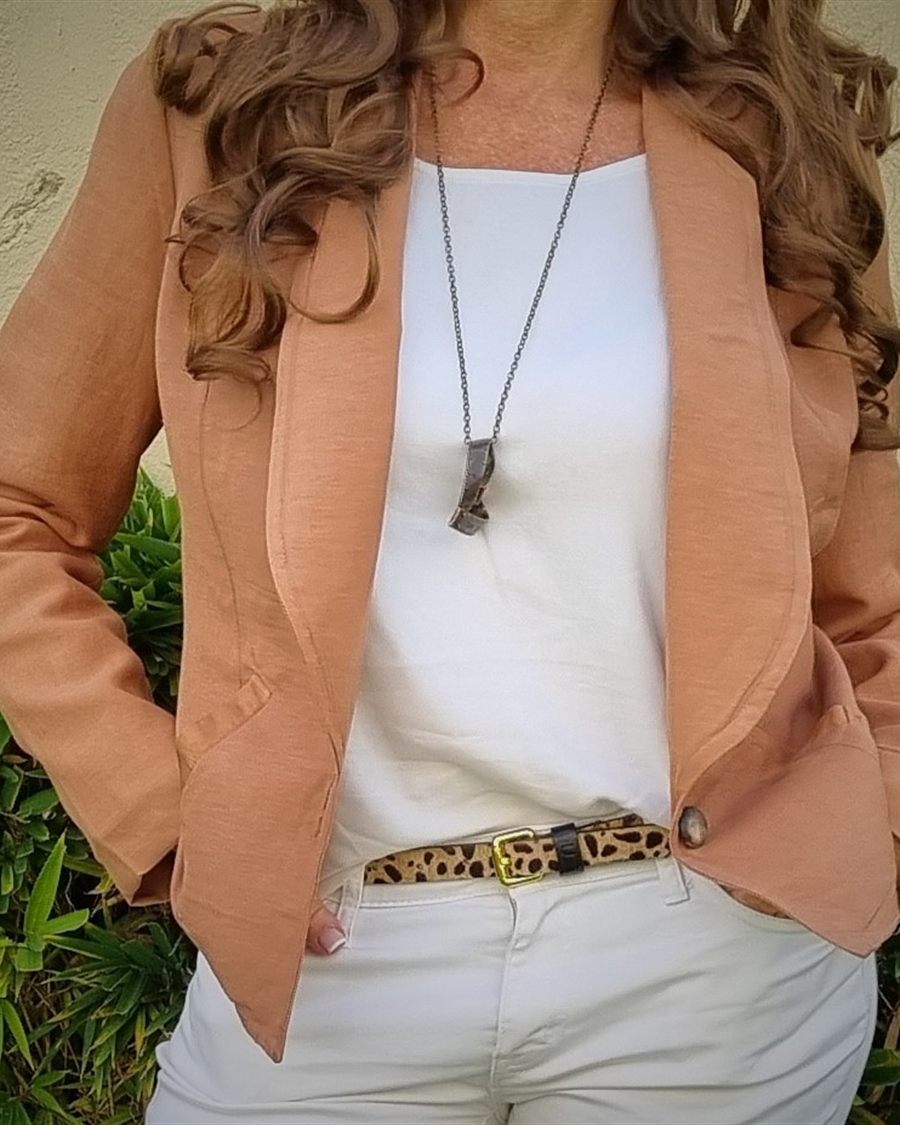 Blazer de dama en tono terracota